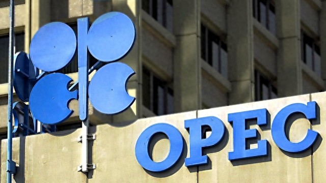 OPEC+部长级会议前瞻：需求端阴云笼罩，推迟会期有何玄机